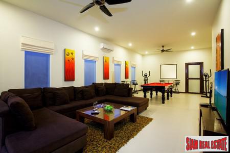 Executive Pool Villa- Gold Villa - 7 Bedrooms & 7 Baths in Rawai Near Nai Harn Beach