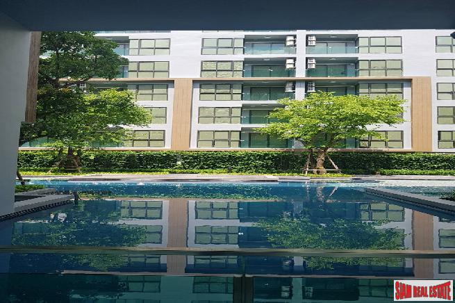 Ready to Move in Resort Style Low-Rise Condo next to Canal at Sukhumvit 50, BTS Onnut - 2 Bed Units - Up to 33% Discount and Full Furnished!-25