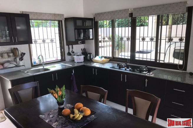 Three Bedroom Pool Villa for Sale in a Desirable Area of Rawai-4