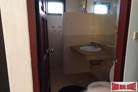 Three Bedroom Pool Villa for Sale in a Desirable Area of Rawai-8
