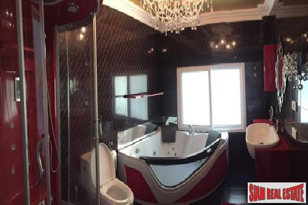 Private 3-Bedroom Pool Villa in a Popular Area of Rawai