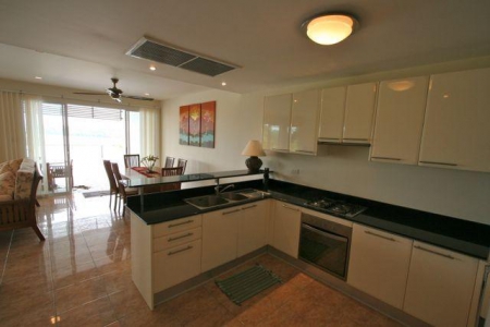 East Coast Ocean Villa | Spacious 2 Bed with Million Dollar Sea View-10