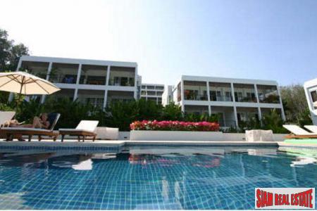 East Coast Ocean Villa | Spacious 2 Bed with Million Dollar Sea View-4