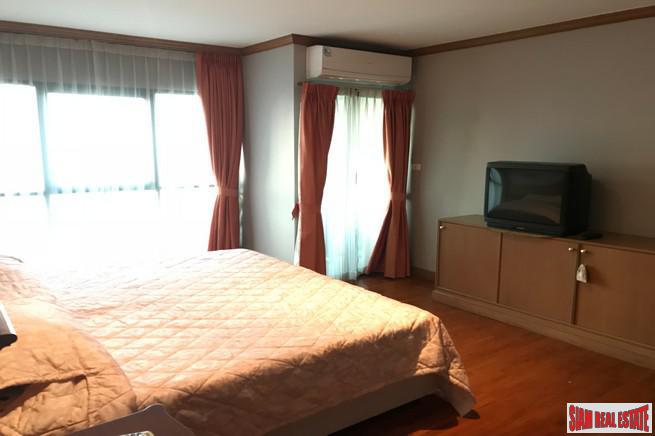Sathorn Gardens | River and City Views from this Three Bedroom Condo for Rent at Sathorn, Bangkok