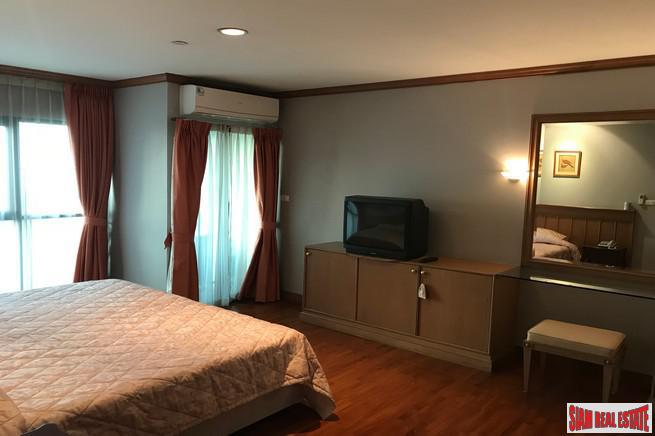 Sathorn Gardens | River and City Views from this Three Bedroom Condo for Rent at Sathorn, Bangkok