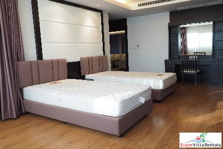 Sathorn Garden | Luxurious and Spacious Three Bedroom in the Heart of the City, Silom-2