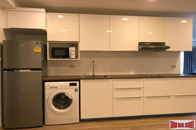 Supalai Place | Large Newly Renovated 2 Bed Condo with Balcony at Sukhumvit 39, Phrom Phong-4
