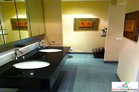 The Lakes | Huge Two Bedroom Pet Friendly Condo with Views and Extras Asok-13