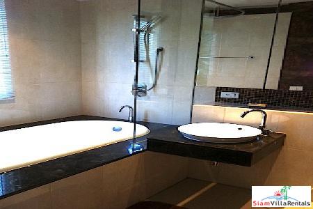 The Lakes | Huge Two Bedroom Pet Friendly Condo with Views and Extras Asok