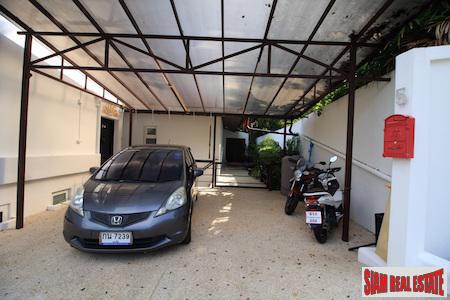 Seaview Yamu Pool Villa with Separate Apartment and Stand Alone Guesthouse, Phuket