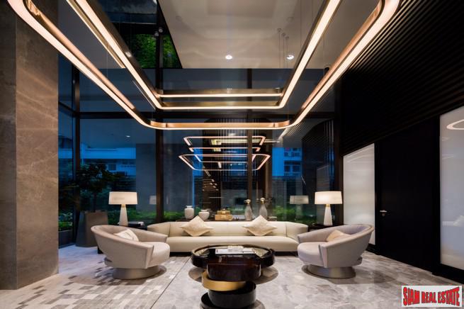 Newly Completed Ultra Luxury High-Rise Condo at Chidlom in the Pathumwan Area -Discount and Rental Guarantee 5% for 2 Years! 2 Bed Units-21