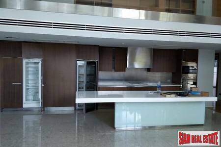 Ficus Lane | Super Large and Luxurious Four Bedroom Condo Near Sky Train in Phra Khanong-10