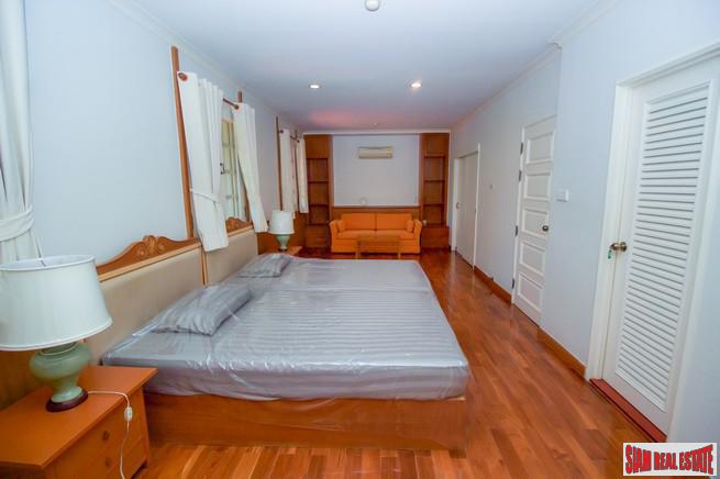 Lakeside Villa 1 | Modern Three Bedroom Home Surrounding in a Park-Like Setting, Bang Na, Bangkok