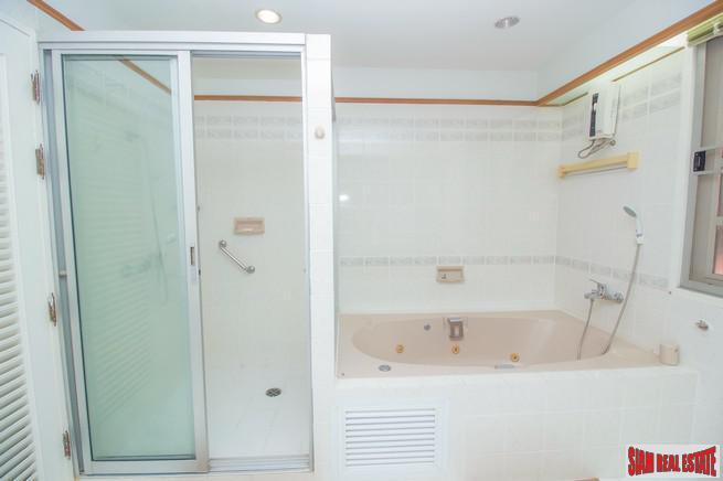 Lakeside Villa 1 | Modern Three Bedroom Home Surrounding in a Park-Like Setting, Bang Na, Bangkok
