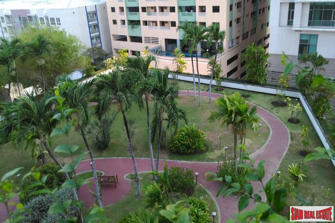 Moon Tower | Large 3 Bed Duplex with Terrace and Garden Views at Sukhumvit 59, Thong Lor-2