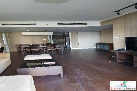 All Seasons Mansion | Spacious and Convenient Two Bedroom Condo for Rent in Lumphini-9