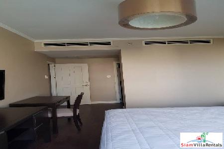 All Seasons Mansion | Spacious and Convenient Two Bedroom Condo for Rent in Lumphini-17