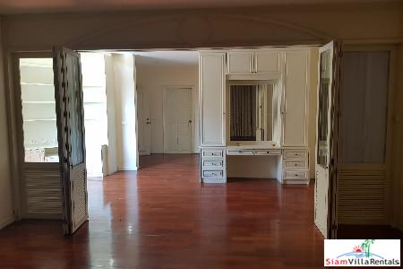 Windmill Village Bangna Golf Course | Extra Large Four Bedroom Home with Pool near the Airport