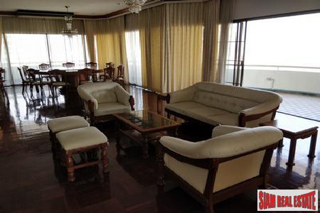 Le Premier 1 | Large Penthouse Condo at Sukhumvit 23, Bangkok-13