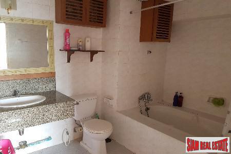 39 Suites | Convenient and Modern Two Bedroom Condo on Sukhumvit 39, Phrom Phong-5