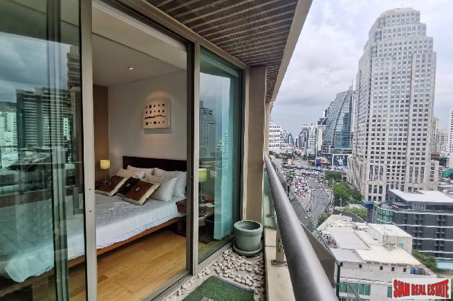 The Lakes | Modern One Bedroom Luxury Condo for Rent with Views next to Benchakiti Park, Asoke-0