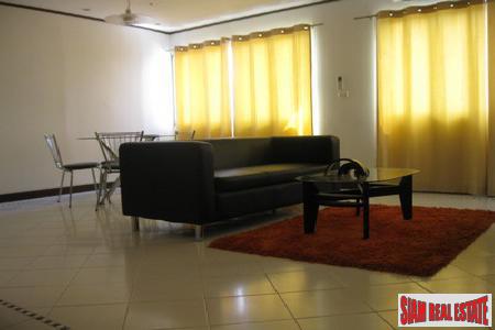 Witthayu Complex | Spacious One Bedroom on the 19th Floor in Phetchaburi, Bangkok-1
