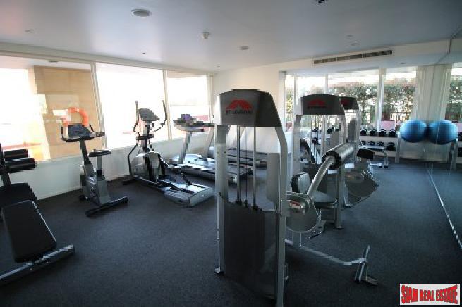 Manhattan Chidlom | Nicely Decorated 2 Bed Condo with Canal Views in Chidlom-23