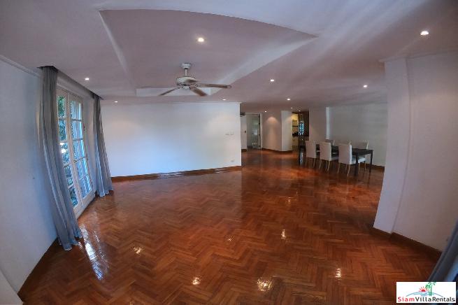 Navin Mansion | Boutique Apartment Block of only 8 Units in Tropical Grounds at Yan Nawa - Pets Allowed-1