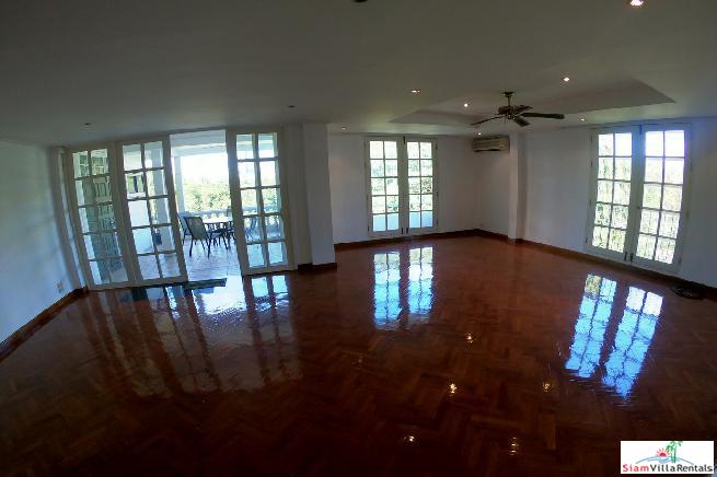 Navin Mansion | Penthouse 3 Bed Duplex at a Boutique Apartment Block of only 8 Units in Tropical Grounds at Yan Nawa - Pets Allowed-8