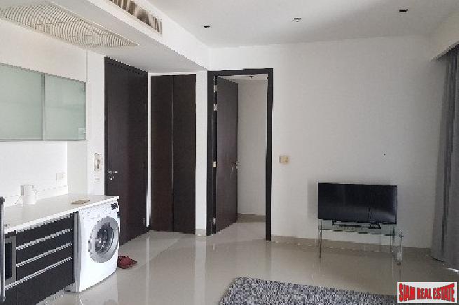 The Loft Yenakart | Large Two Bedroom with City Views in Sathorn, Bangkok-12