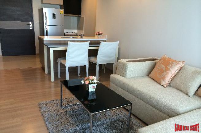 Rhythm Sathorn | Views of the River from the 15th Floor One Bedroom Apartment for Rent-11