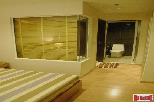 Rhythm Sathorn | Views of the River from the 15th Floor One Bedroom Apartment for Rent-7