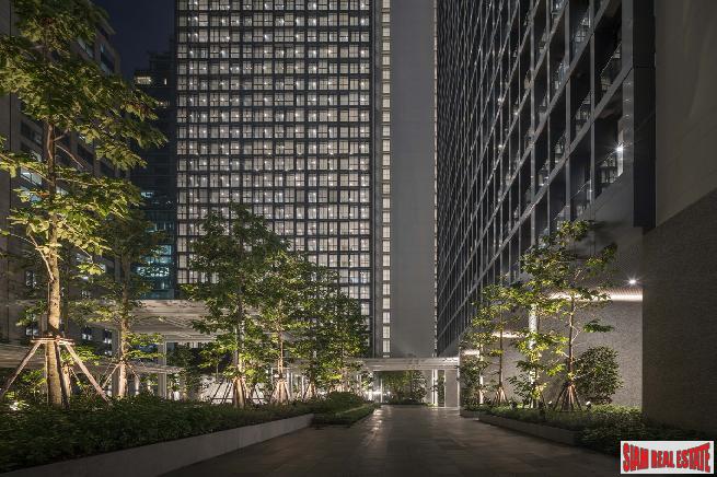 Completed Superior Condos in this New High-Rise within an Urban Oasis at BTS Ploenchit - One Bed Units - 20% Discount!