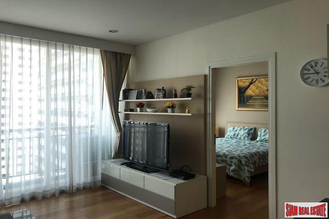 Wind Condo Soi 23 | One Bedroom Conveniently Located Along a Prime Sukhumvit Road in Asok-4