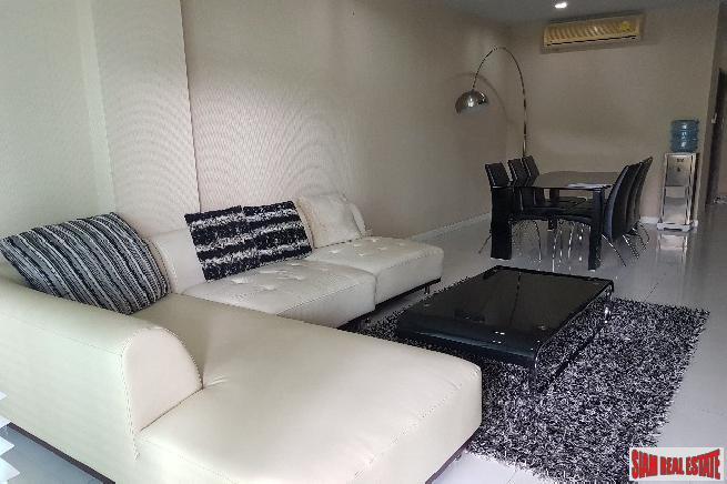 Sukhumvit City Resort Condo | Bright and Sunny Two Bedroom for Rent with Garden Views on Sukhumvit 11-8