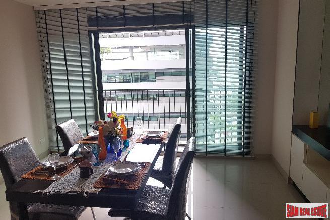 Noble Solo Condo | Sunny Two Bedroom Condo with Pool Views on Sukhumvit 55-16