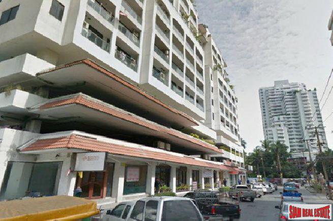 Bann Prompong Condo | Beautiful 2 Bed Condo near Phetchaburi Road and BTS Phrom Pong, Sukhumvit 39-22