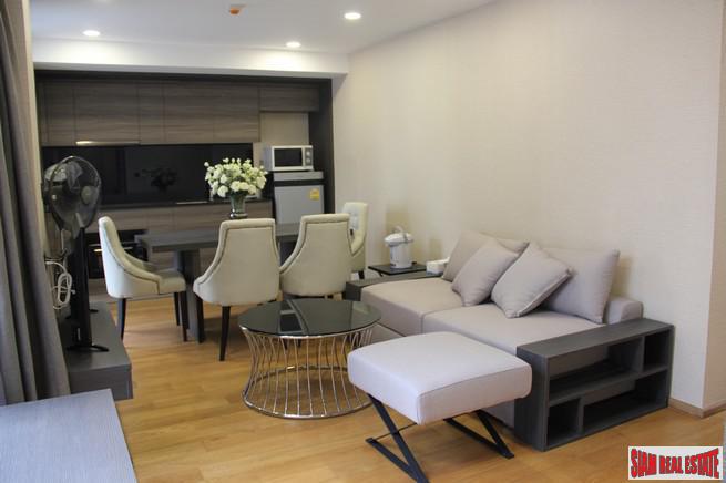 Klass Langsuan | Large Two Bedroom Corner Condo for Sale in Langsuan, Lumphini-1