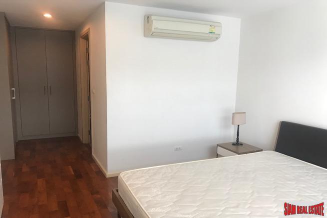 Siri On 8 | Modern Two Bedroom Condo Located Near BTS Nana on Sukhumvit 8-16