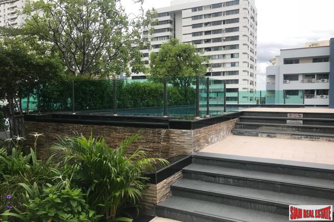 Siri On 8 | Modern Two Bedroom Condo Located Near BTS Nana on Sukhumvit 8-19