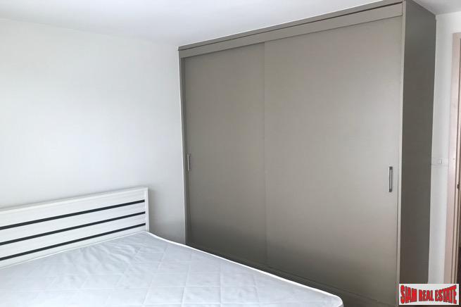 Siri On 8 | Convenient Two Bedroom Condo for Rent Located Near BTS Nana on Sukhumvit 8