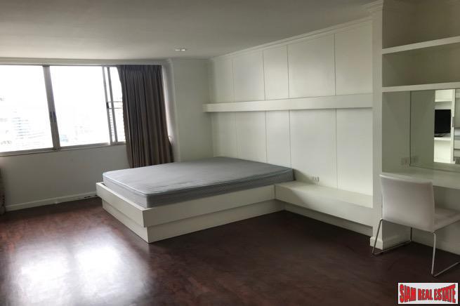 DS Tower 1 | Large Three Bedroom Family Condo with Pool Views on Sukhumvit 33-15