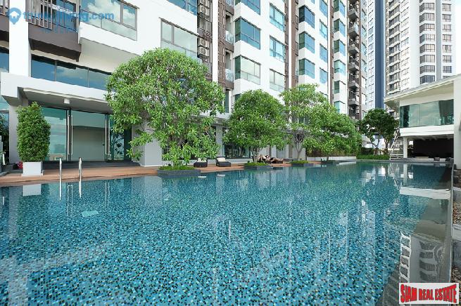 New Completed High Rise Modern Condo at Tao Poon, Bang Sue - Two Bed Units - 35% Discount!-26