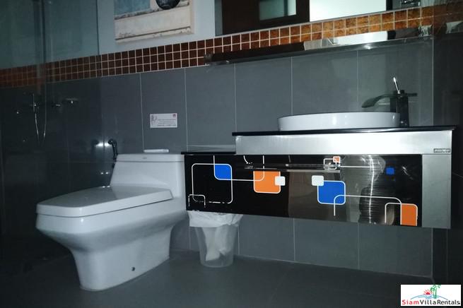 Chalong Miracle Lakeview | One Bedroom Lake View Condo for Rent in Chalong