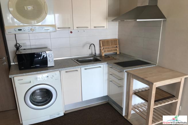 Noble Solo | Large Furnished One Bedroom Condo in a Desirable Area of Thong Lo-3