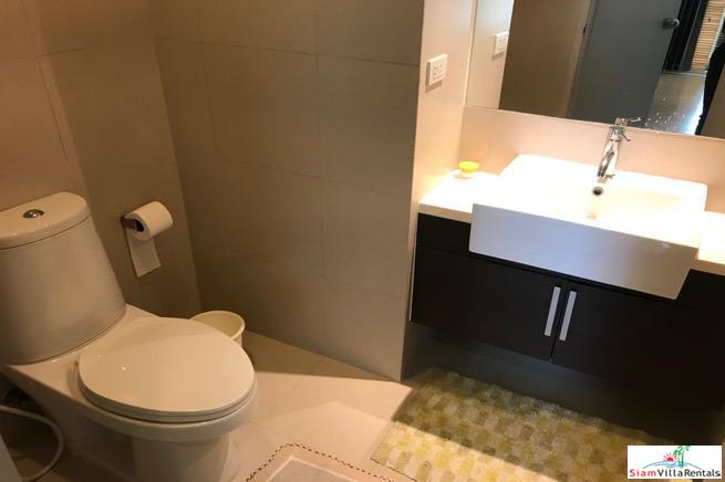 Noble Solo | Large Furnished One Bedroom Condo in a Desirable Area of Thong Lo-8