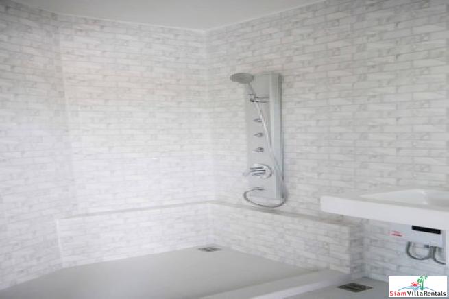 Prestigious Renovated Five Bedroom House in the Heart of Sukhumvit 61 and Close to BTS Ekkamai-25