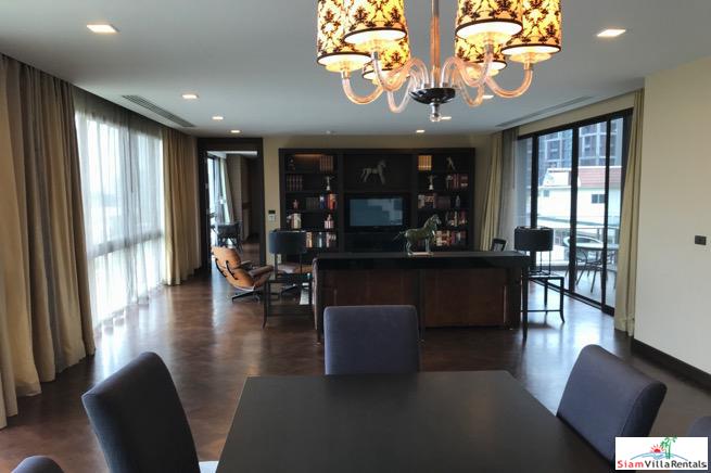 The Grand Villa | Stylish Extra Large Two Bedroom within Walking Distance to BTS Ekkamai-9
