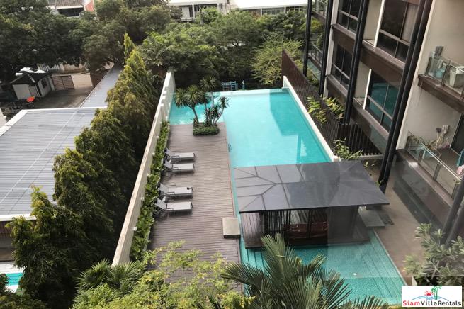 The Grand Villa | Stylish Extra Large Two Bedroom within Walking Distance to BTS Ekkamai-2