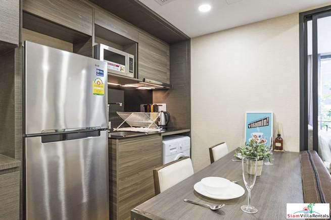 Klass Lansuan | Bright and Cheerful One Bedroom Condo for Rent in Chit Lom-3